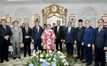 BIRMANIE – THAÏLANDE : Le voisin thaïlandais joue les médiateurs dans le conflit birman