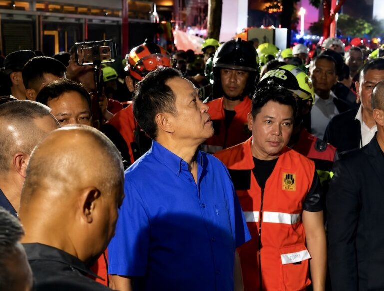 THAÏLANDE – BANGKOK : Les survivants racontent les premières secondes de l&rsquo;incendie meurtrier du Rong Beer Na Lat Phrao