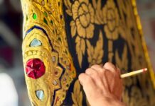 THAÏLANDE – CULTURE : Dans les coulisses des barges royales avant la grande procession de novembre