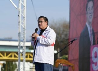 THAÏLANDE – POLITIQUE : Quinze ans après son exil, Jakrapob Penkair retrouve le Parlement