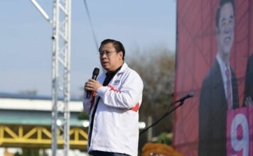 THAÏLANDE – POLITIQUE : Quinze ans après son exil, Jakrapob Penkair retrouve le Parlement