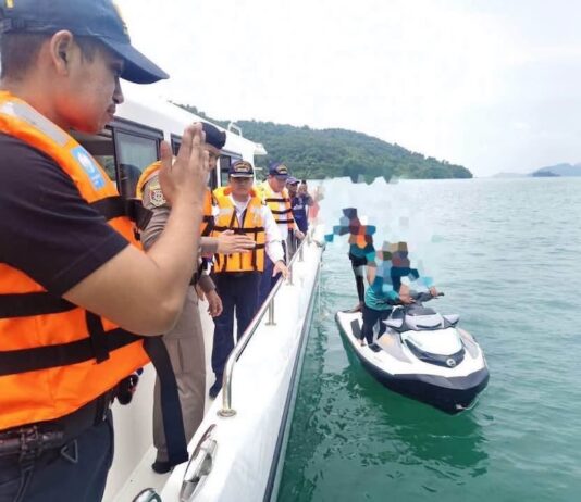 THAÏLANDE – TOURISME : Phuket serre la vis contre les jets-skis illégaux