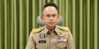PHUKET – TOURISME : Dernière chance pour les hôtels sans licence de se régulariser Le gouverneur de Phuket Chotinarin Kerdsom