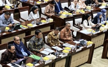 INDONÉSIE – POLITIQUE : Le Parlement indonésien veut des centres financiers internationaux