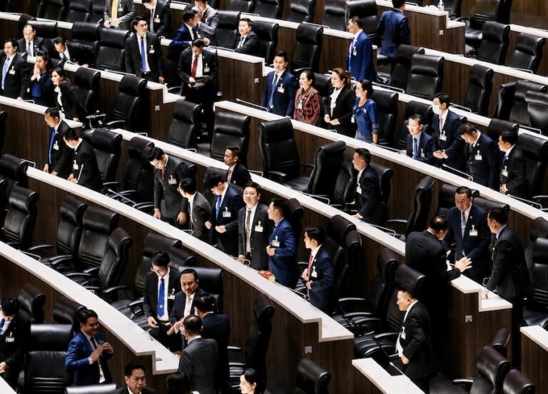 THAÏLANDE – POLITIQUE : Une amnistie politique qui divise toujours