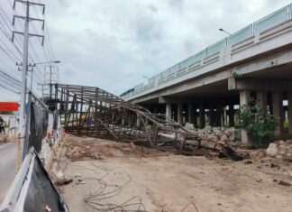 BANGKOK – ACCIDENT : Un ouvrier tué lors de l’effondrement d’une grue de battage sur la route Rama II