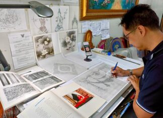 THAÏLANDE – MONARCHIE : Dans les ateliers des artisans qui préparent les funérailles royales de la reine Sirikit
