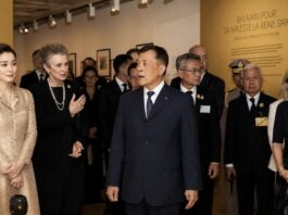 THAÏLANDE – FRANCE : La visite du Roi fait entrer « La Mode en Majesté » dans la diplomatie culturelle