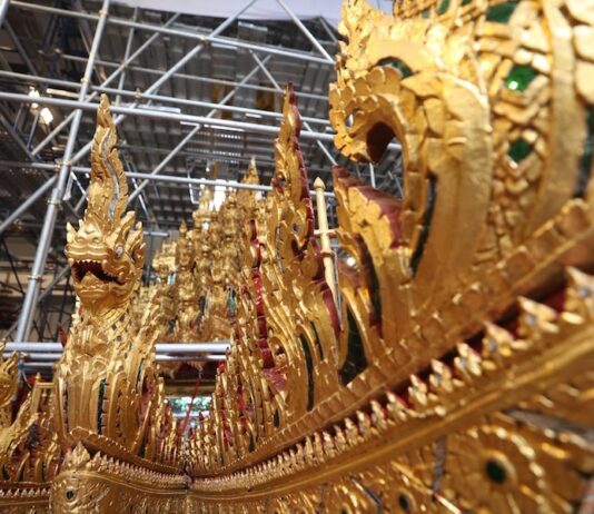 THAÏLANDE – MONARCHIE : Les chars royaux entrent dans la dernière ligne droite avant les funérailles de la reine Sirikit