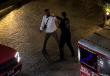 PHUKET – SOCIÉTÉ : Un chauffeur de tuk-tuk agressé après avoir réclamé 300 bahts