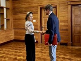BIRMANIE – POLITIQUE : Aung San Suu Kyi reçoit la visite de la croix rouge