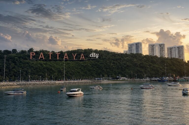 GAVROCHE HEBDO – ÉDITORIAL : Pattaya, Chicago ou Las Vegas ?