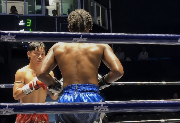 THAÏLANDE – MUAY THAÏ : Le Réunionnais Cédric Passerel s’impose par KO à Pattaya