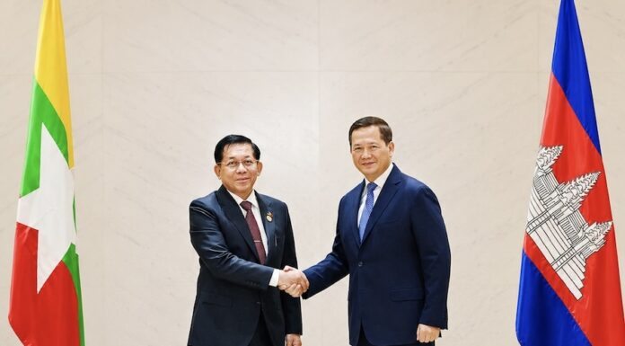BIRMANIE – CAMBODGE : Min Aung Hlaing attendu à Phnom Penh début septembre