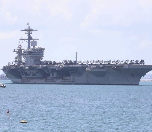 GAVROCHE HEBDO – ÉDITORIAL : Après l’Abraham Lincoln, un porte-avions chinois à Pattaya ?