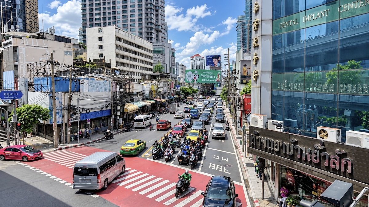 Bangkok avenue Tong Lo