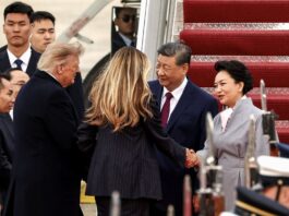 GAVROCHE HEBDO – ÉDITORIAL : Vous êtes asiatiques ? Trump vous laisse aux mains de la Chine Donald Trump et Xi Jinping