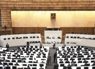 THAÏLANDE – POLITIQUE : Budget 2027, trois jours de bataille autour de 3 788 milliards de bahts Parlement thaïlandais pour le budget 2027