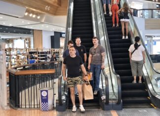 PATTAYA – TOURISME : 100 millions de bahts, le premier bilan de l’escale américaine Pattaya centre commercial américains
