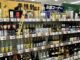JAPON – ÉCONOMIE : L’inflation confirme son accélération Saké dans un supermarché japonais