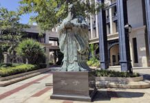 ASIE – GÉOPOLITIQUE : Redécouvrir l’Asie par ses propres penseurs Statue de Confucius Université Macao
