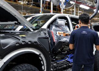 THAÏLANDE – ÉCONOMIE : Ford renforce son pari industriel dans le royaume Usine Ford en Thaïlande