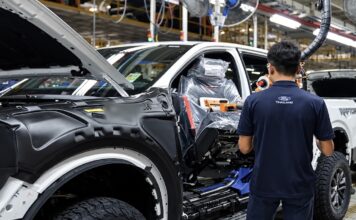 THAÏLANDE – ÉCONOMIE : Ford renforce son pari industriel dans le royaume Usine Ford en Thaïlande