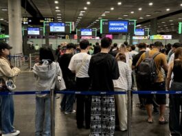 THAÏLANDE – SOCIÉTÉ : La Thaïlande durcit-elle vraiment sa politique envers les étrangers ? Voyageurs immigration suvarnabhumi