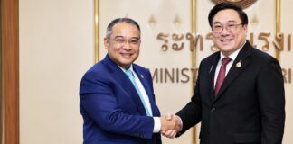 BIRMANIE – THAÏLANDE : L’ambassadeur birman à Bangkok rappelé à Naypyidaw Zaw Zaw Soe ambassadeur birman et Julapun Amornvivat