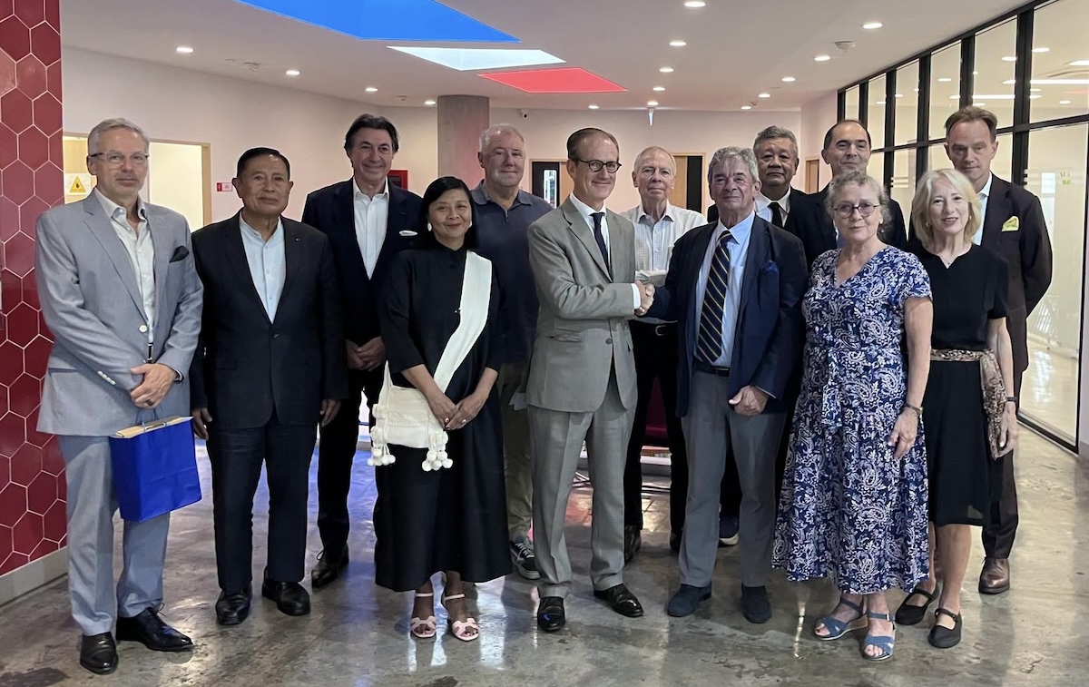 ambassadeur de France et AFBT