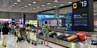 THAÏLANDE – INONDATIONS : Retards de vols et de bagages à l’aéroport Suvarnabhumi livraison des bagages Suvarnabhumi