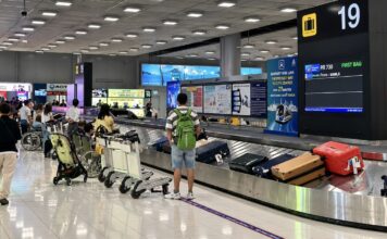 THAÏLANDE – INONDATIONS : Retards de vols et de bagages à l’aéroport Suvarnabhumi livraison des bagages Suvarnabhumi
