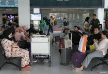 INDONÉSIE – VOLCAN : Anak Krakatau, 270 000 passagers touchés au deuxième jour de perturbations passagers bloqués Jakarta