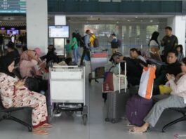 INDONÉSIE – VOLCAN : Anak Krakatau, 270 000 passagers touchés au deuxième jour de perturbations passagers bloqués Jakarta