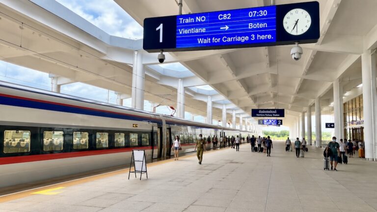 LAOS – TOURISME : Le trafic ferroviaire avec la Chine bondit de plus de 50 %