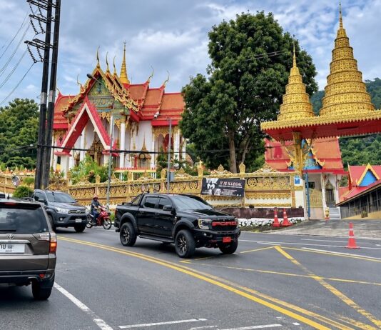 route entre Kathu et Patong,à Phuket