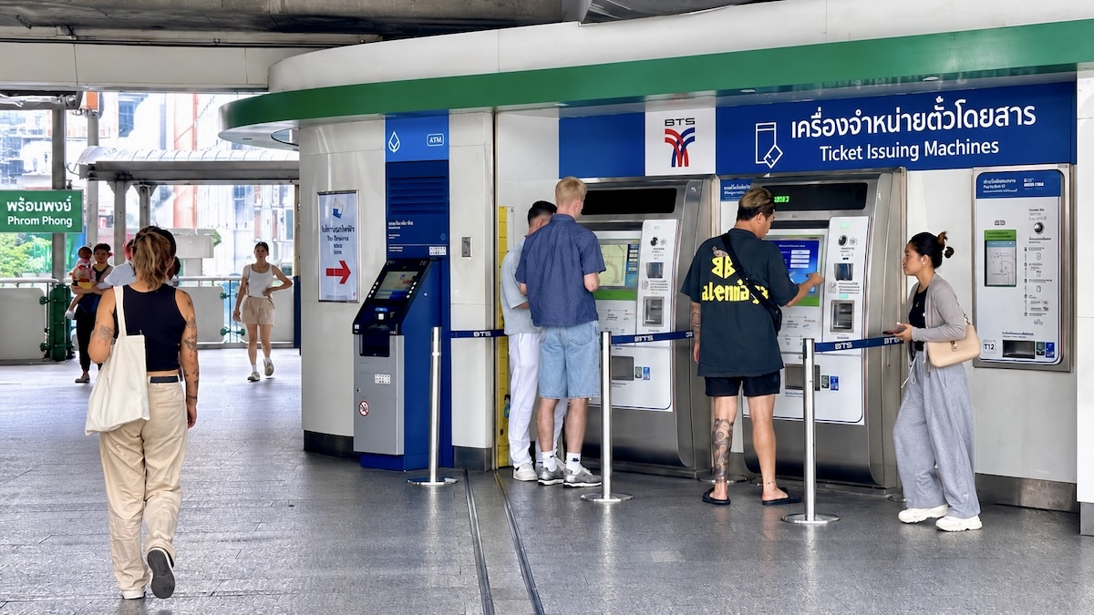 station BTS Phrom Pong