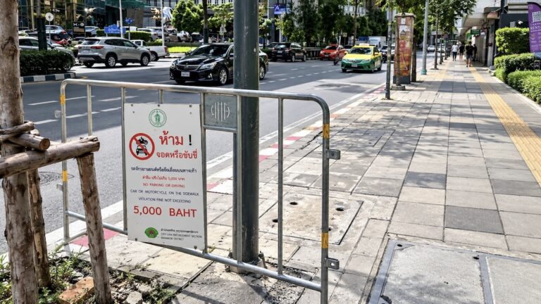 BANGKOK – SOCIÉTÉ : 5 000 bahts d’amende… et pourtant, les motos passent toujours