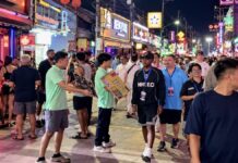 PHUKET – TOURISME : Une escale américaine qui ne passe pas inaperçue Bangla road touristes