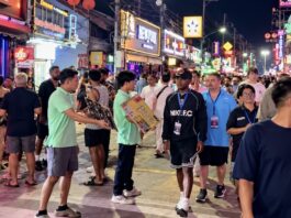 PHUKET – TOURISME : Une escale américaine qui ne passe pas inaperçue Bangla road touristes