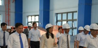 VIETNAM – FRANCE : La ministre Éléonore Caroit plonge dans le métro de Hanoï Eleonore Caroit