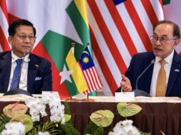 MALAISIE – BIRMANIE : Anwar assume le retour au dialogue avec Min Aung Hlaing Min Aung Hlaing et Anwar