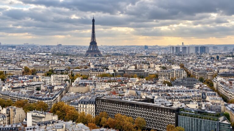 Défendre l’image de la France