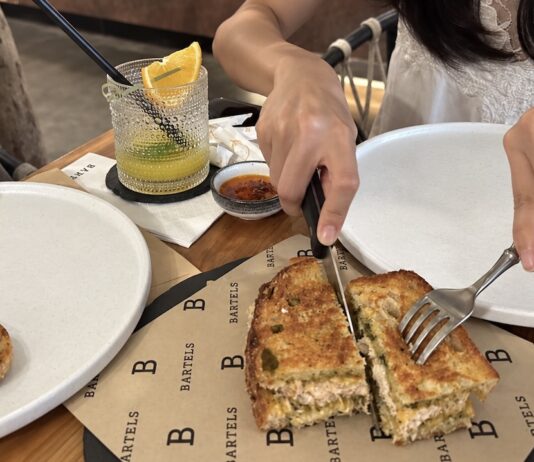 BANGKOK – SOCIÉTÉ : Le pain au levain thaïlandais, ça existe ! Sandwich à Bangkok