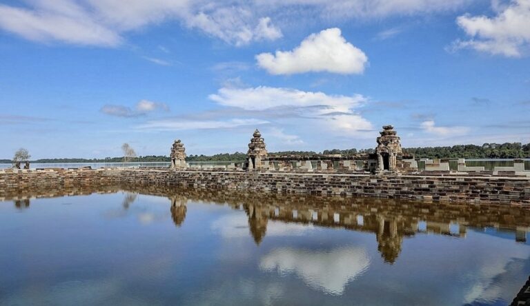 Temple West Mebon