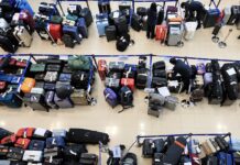 Zone de bagages perdus à l’aéroport